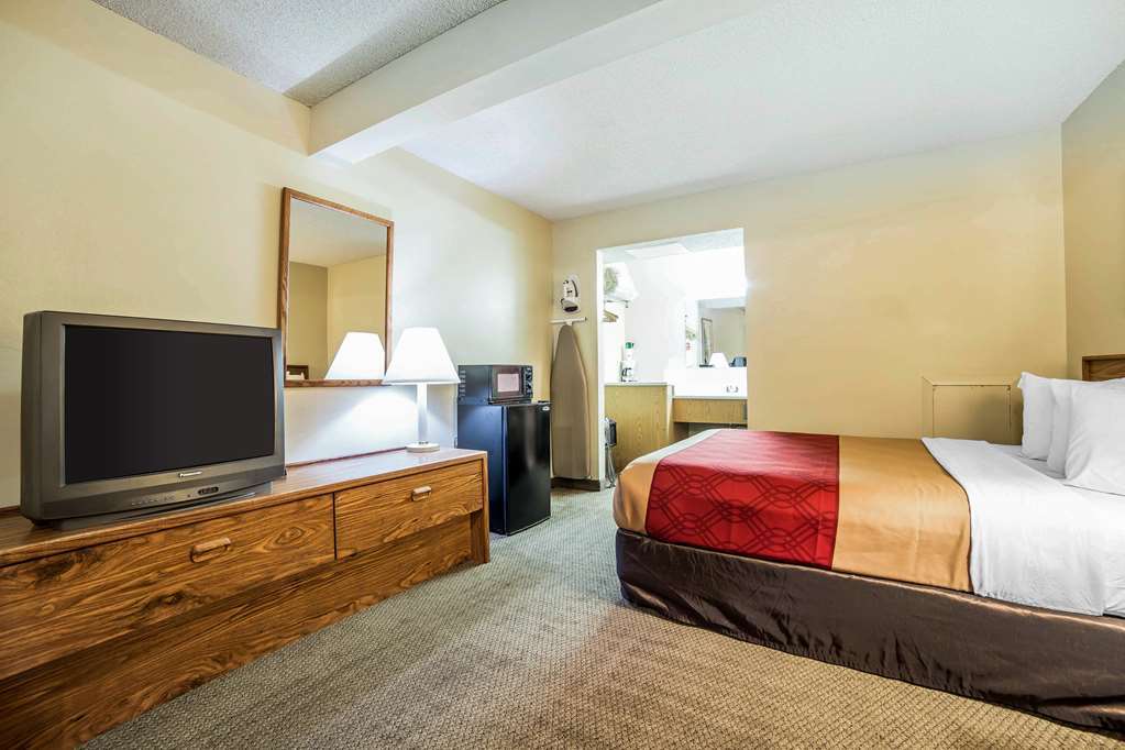 Econo Lodge Rock Springs Room photo